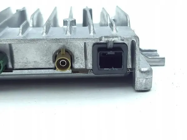 Land Rover Range Rover Velar 2021 Förstärkare OEM M8A219J249BE image 3