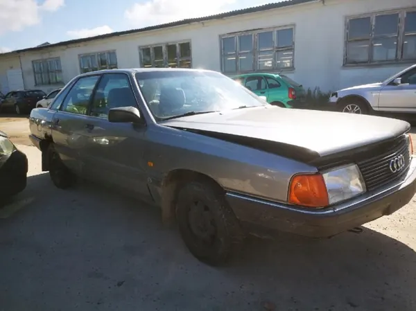Colector de escape OEM 2057520 Audi 100 1988 2.0L image 5