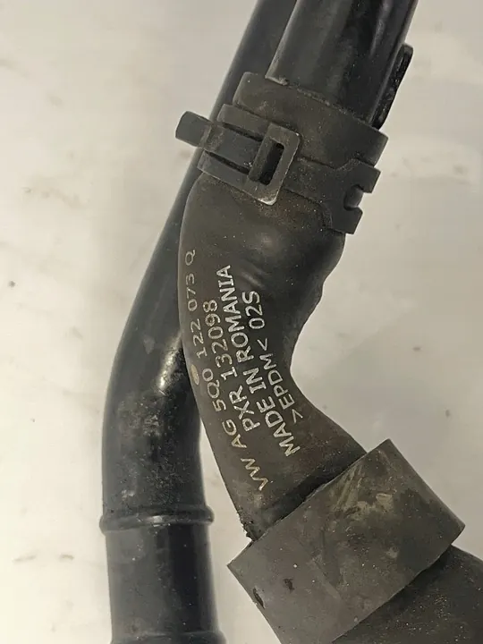 Vesiputket VW Passat B8 2.0 TDI 5Q0122073AL 5Q0122073Q image 3