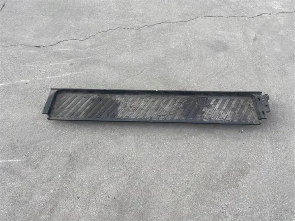 OEM A9066860710 Schiebetürstufe Rechts 06-18R image 2