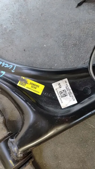 Hyundai Tucson IV 21- Assemblaggio Sospensione Sinistra 1.6 Ibrido OEM image 4