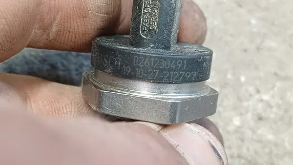 Capteur de boîte de vitesses NISSAN JUKE II F16 1.0 DIG-T OEM image 2