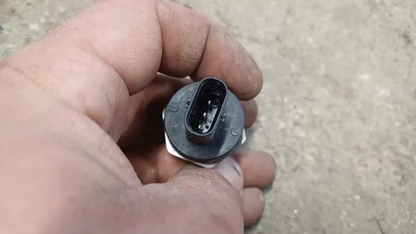 Capteur de boîte de vitesses NISSAN JUKE II F16 1.0 DIG-T OEM image 3