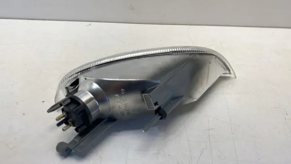 OEM A1708260243 Rechter Frontblinker für Mercedes SLK R170 image 4