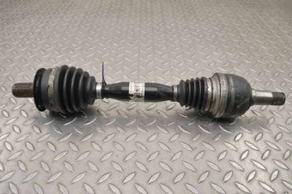 Semi-eixo dianteiro esquerdo Mercedes-Benz CLA C117 image 3