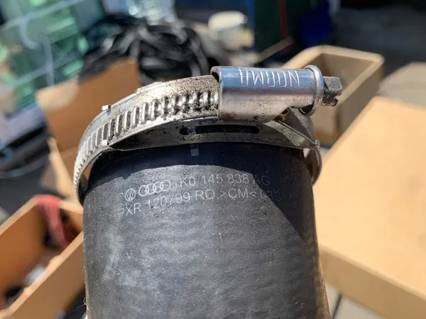 Tuyau d'intercooler 1K0145838AG 1.8 TSI Octavia II image 2