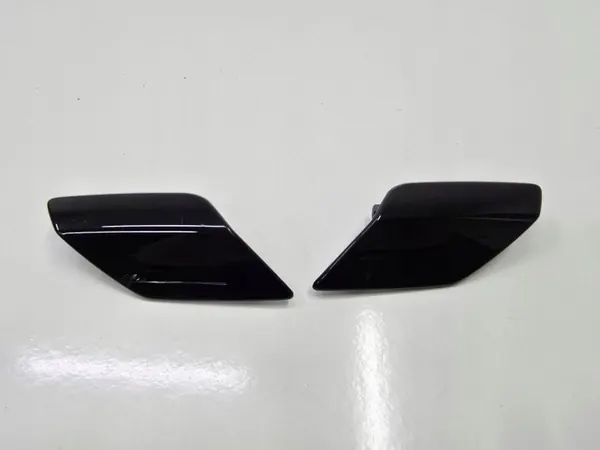 Cache lave-glace OEM 5K0955110C pour VW Golf 6 image 2