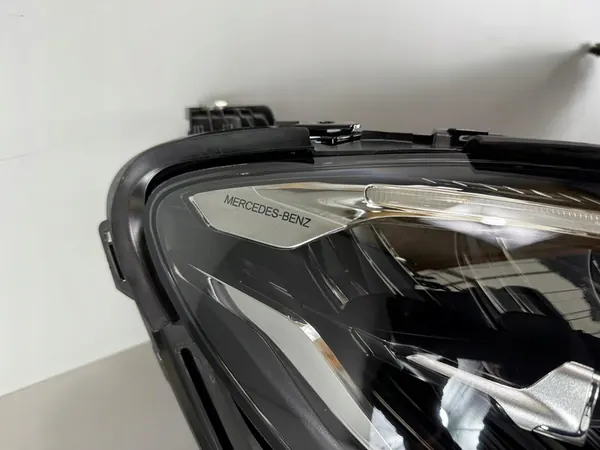 RECHTER LED HOOGPRESTERENDE LAMP MERCEDES W213 A2139066408 image 2