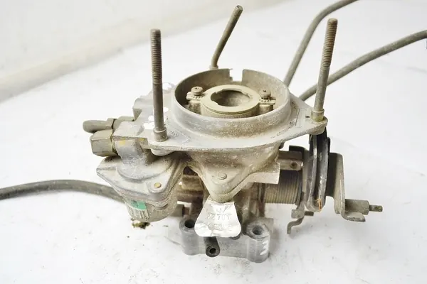 Renault Kaasutin OEM 8679E 22701 3684 - Käytetty image 4