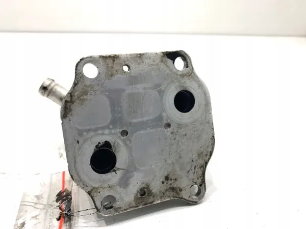 Refroidisseur d'huile d'occasion OEM 26410-2U000 Kia Ceed image 3
