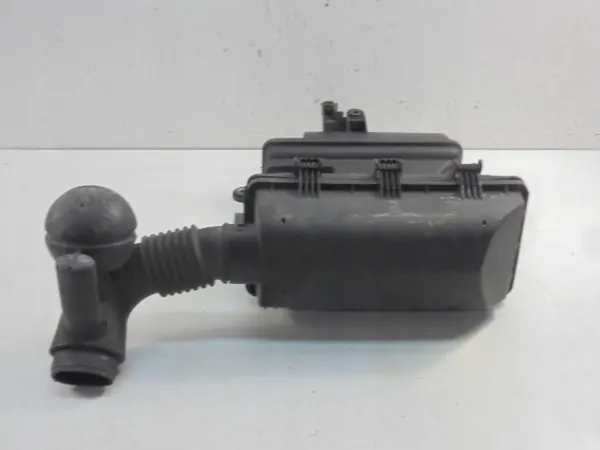 Fiat ilmansuodinkotelo OEM 55186451 Bravo II image 5