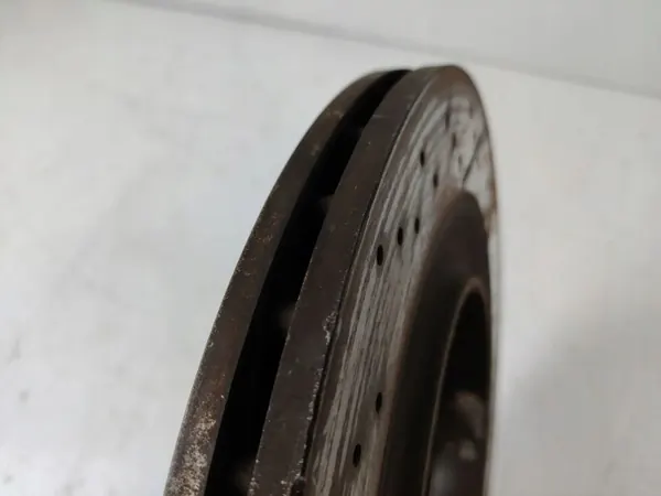 OEM RZV53815 takajarrulevy Mercedes-Benz E AMG:lle image 3