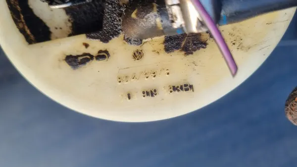 VW T4 Bränslenivåsensor OEM 701919183B - Begagnad image 3