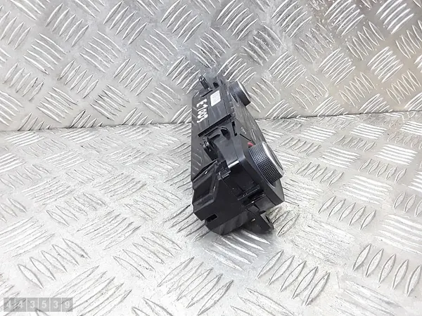 Module de contrôle climatique Ford Focus 2017 F1ET18C612 image 2