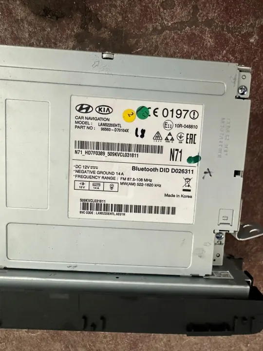 Radio Navegación Pantalla Hyundai Tucson III OEM 96560-D70104 image 5