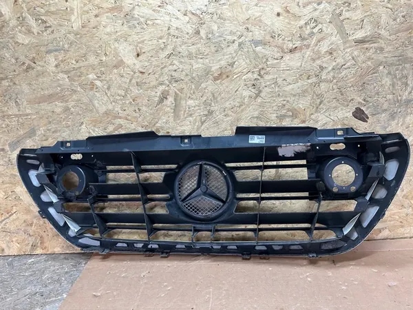Grill Mercedes Sprinter W910 image 5