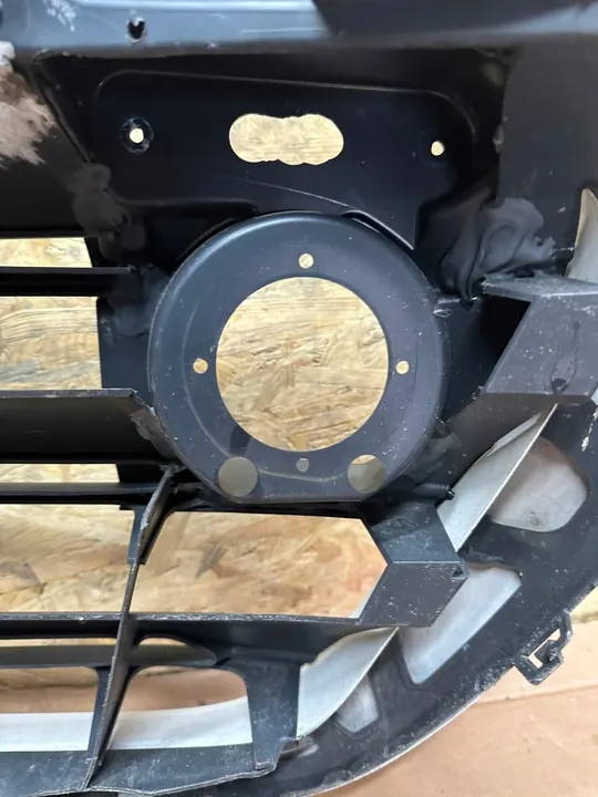 Grill Mercedes Sprinter W910 image 6