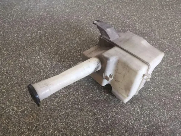 Scheibenwaschbehälter Toyota Avalon OEM 8531006030 image 2