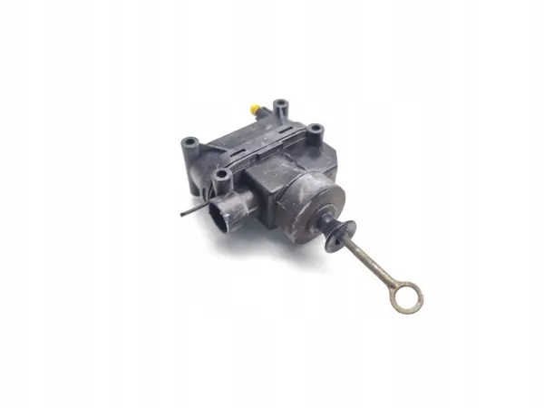 Actuateur de Verrouillage Mercedes-Benz 1995 Estate image 4