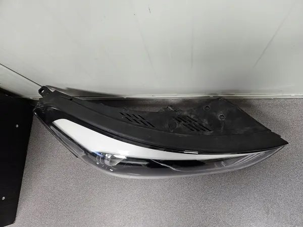 Hyundai Bayon 2022 Luz LED diurna delantera derecha image 3