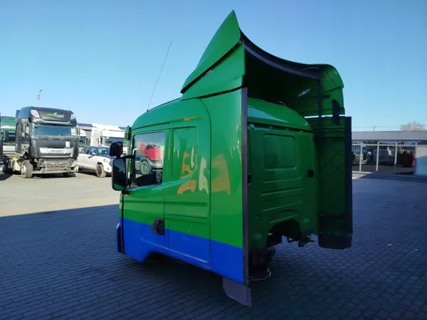 Scania R Highline Kabine OEM KABINA CR 19 - Gebraucht image 4