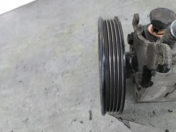 Nissan Servopumpe OEM 49110AV700 Gebraucht image 6