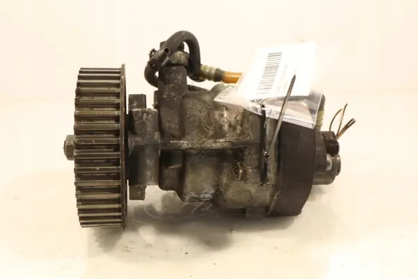 Insprutningspump R9042A014A Renault - Begagnad image 6