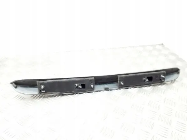 Barre d'éclairage plaque arrière OEM 6J8827574 image 3