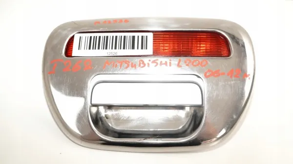 OEM 362996553 Poignée Feu Stop Arrière Mitsubishi L200 image 2