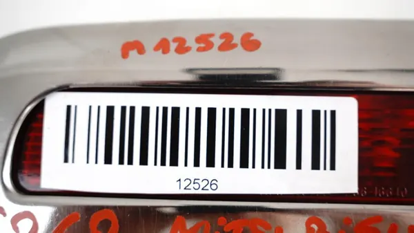 OEM 362996553 Poignée Feu Stop Arrière Mitsubishi L200 image 5