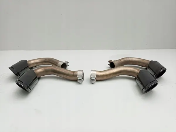 Lamborghini URUS Salida Escape OEM 4ML253681AK image 3