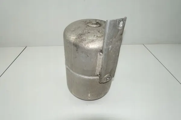 Mercedes W251 R-Class Airmatic ilmasäiliö OEM 2513200015 image 3