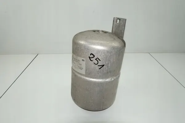 Mercedes W251 R-Class Airmatic ilmasäiliö OEM 2513200015 image 5