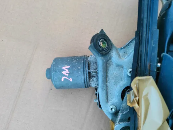 Mercedes W211 framruta torkarmotor OEM A2118200442 image 5