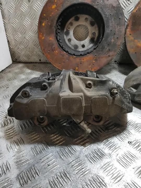 Fram Bromsok och Skivor Mercedes C-Klass W206 2023 OEM image 8