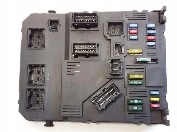 Module Confort OEM S120104700 pour Peugeot 407 SW image 5