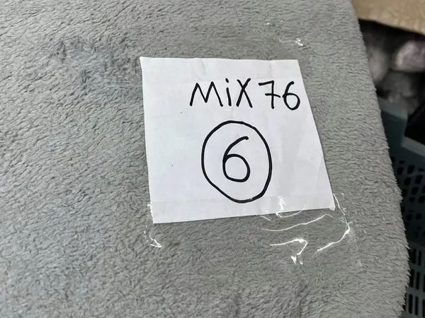 Atuador do porta-malas KIA Sportage 812901f020 image 5