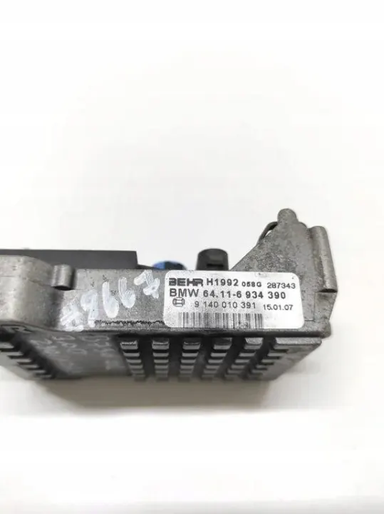 Relais ventilateur chauffage BMW OEM 64116934390 image 4