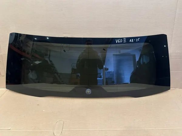 Vitre arrière teintée coffre VOLVO V60 II 18-25 - Pièce OEM image 2