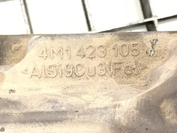 Hammastanko OEM 4M1423053E Audi Q8 3.0 SUV:lle image 7