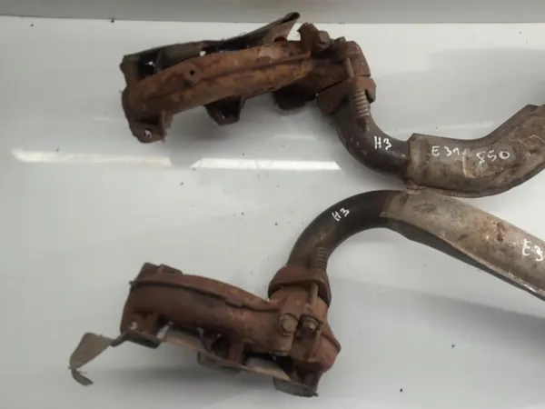 Collecteur d'échappement droit gauche OEM BMW E31 850 V12 image 3