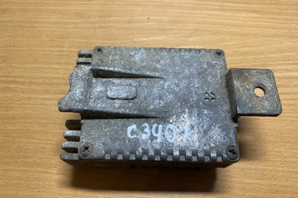 Jäähdyttimen tuulettimen rele MERCEDES-BENZ E (W210) A0225456232 image 3