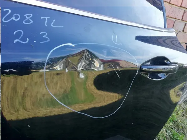 Vänster Bakdörr Peugeot 208 I EWP image 5