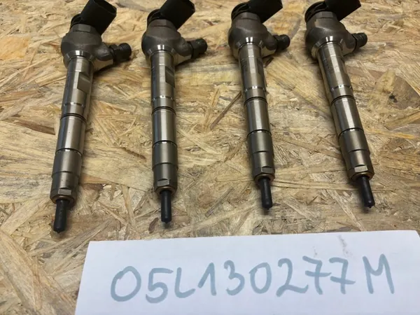 Iniettori AUDI A6 C8 2.0 TDI Set 4 pz OEM 05L130277M image 3