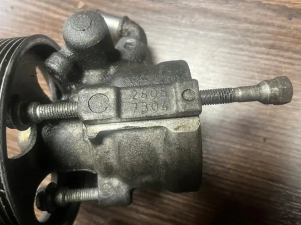 Pompe de direction assistée Volvo OEM 9659820880 - Occasion image 5