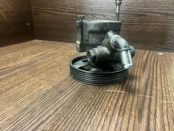 Pompe de direction assistée Volvo OEM 9659820880 - Occasion image 6