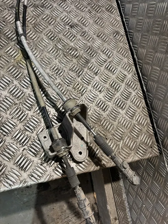 Iveco OE 5801317933K gear shift cable image 2