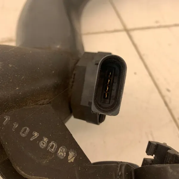 Intercooler Schlauch Sensor VW PASSAT B7 1.4 TSI 2012 image 5