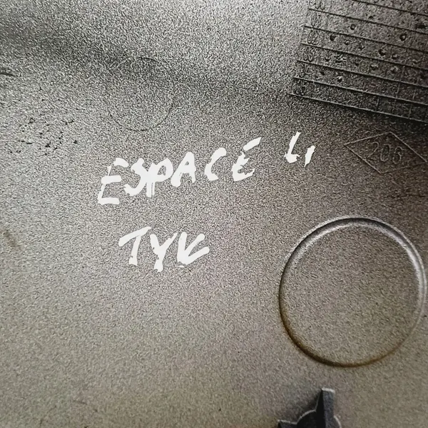 Joint de Hayon OEM DRC83392 pour Renault Espace IV image 5