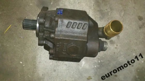 Mercedes-Benz Hydraulische pomp OEM NPGH-133 Rechtsdraaiend image 2